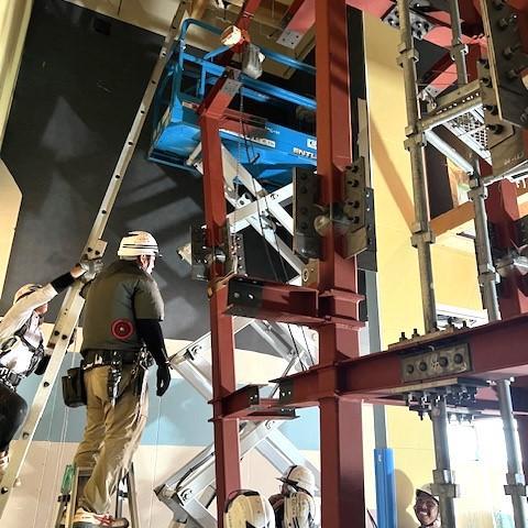 コノユビトマレ様　ワインセラー設置工事　鉄骨建方